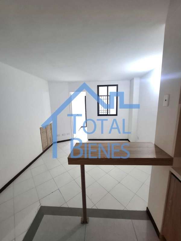 Foto 6 de 19 — Apartamento en La Floresta, Medellín