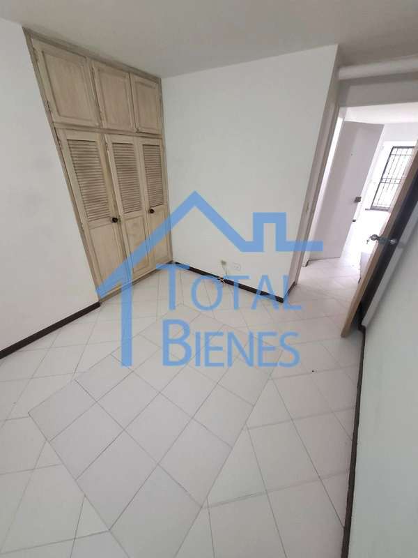 Foto 13 de 19 — Apartamento en La Floresta, Medellín