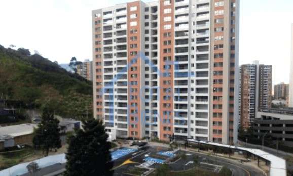 Foto 3 de 28 — Apartamento en Belén, Medellín