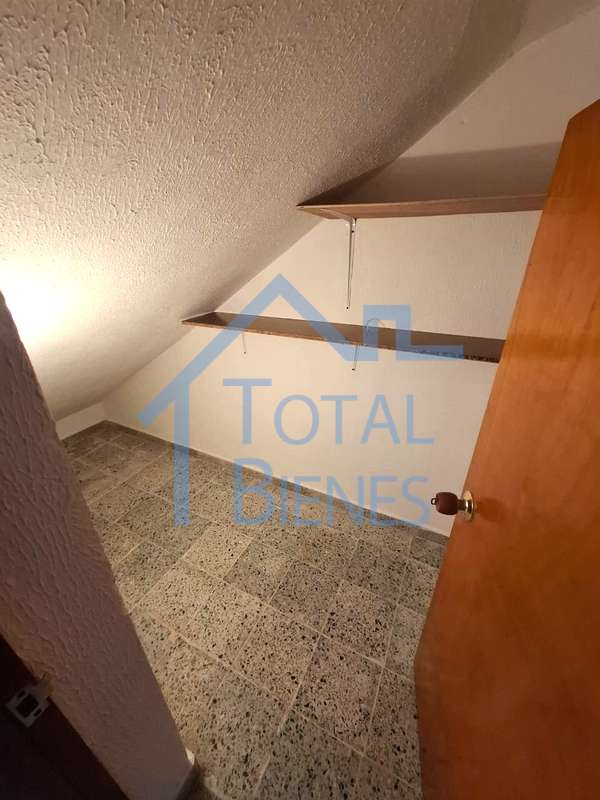 Foto 13 de 23 — Apartamento en Miravalle, Medellín
