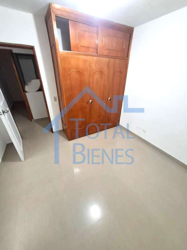 Foto 15 de 23 — Apartamento en Miravalle, Medellín