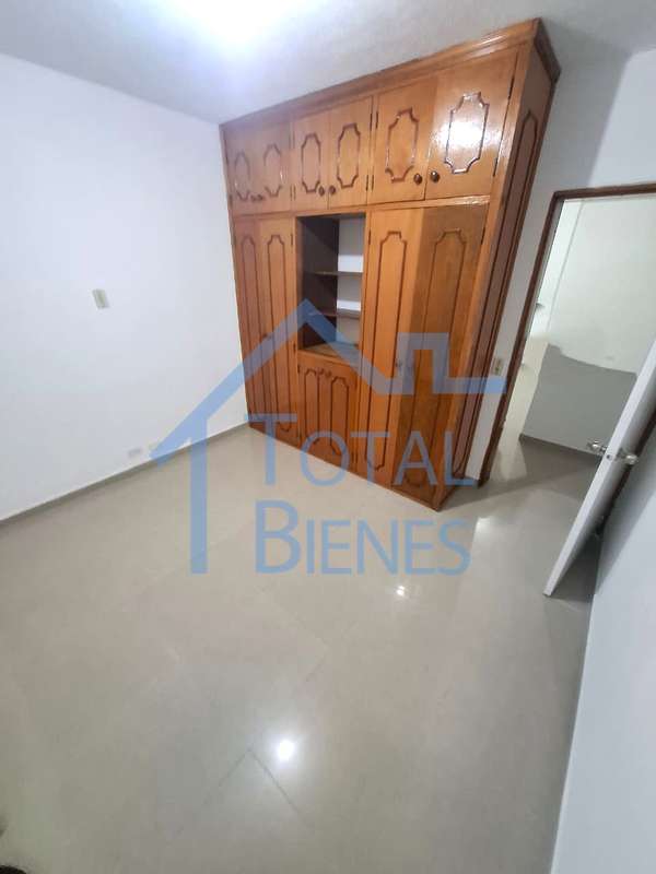 Foto 16 de 23 — Apartamento en Miravalle, Medellín