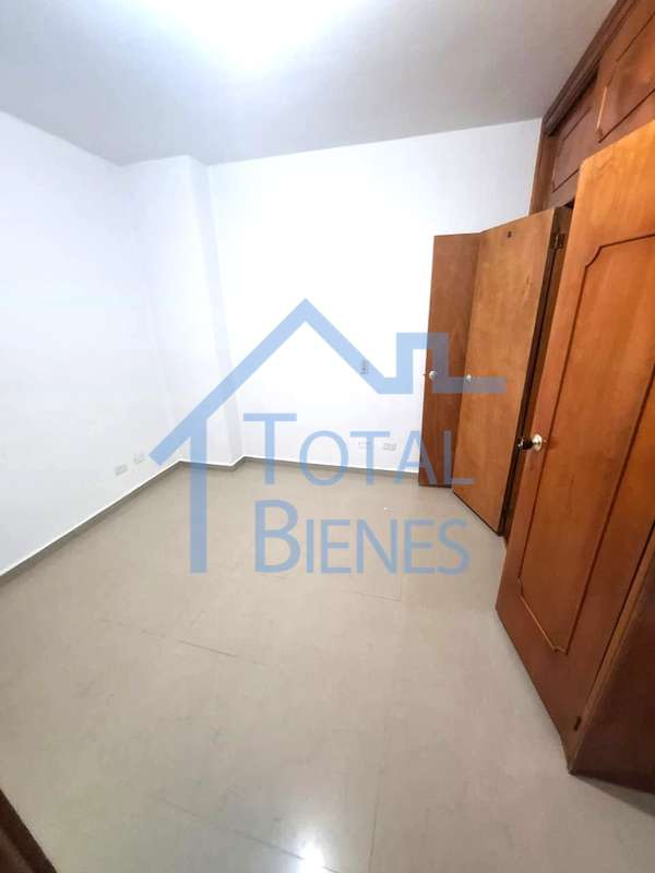Foto 17 de 23 — Apartamento en Miravalle, Medellín