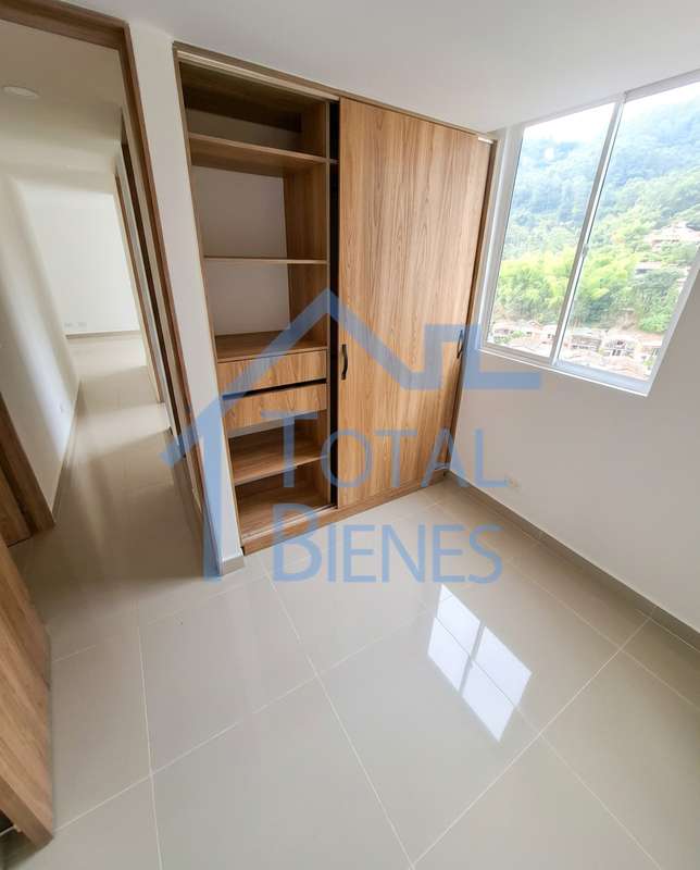 Foto 8 de 14 — Apartamento en Maria Auxiliadora, Sabaneta