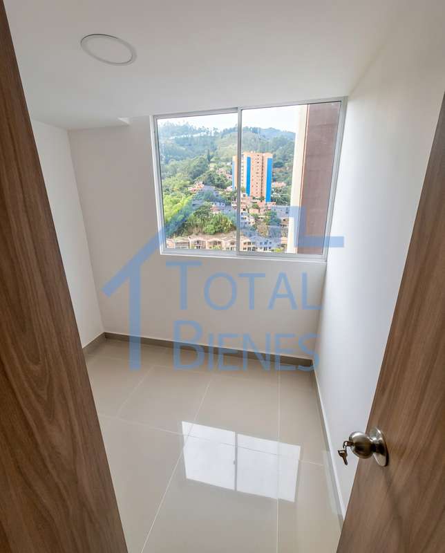 Foto 10 de 14 — Apartamento en Maria Auxiliadora, Sabaneta