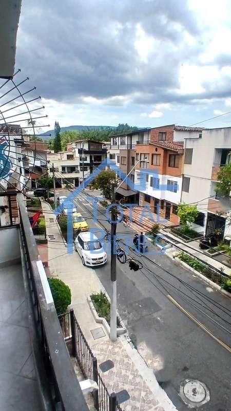 Foto 5 de 22 — Apartamento en Belen la Gloria, Medellín