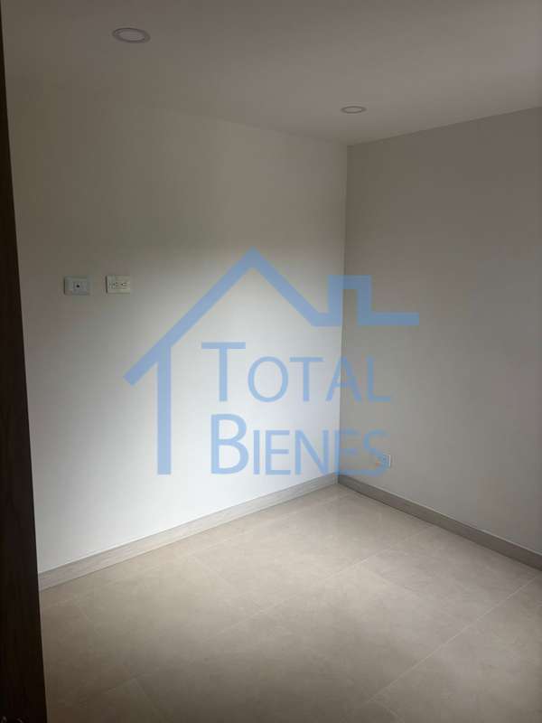 Foto 8 de 15 — Apartamento en Maria Auxiliadora, Sabaneta