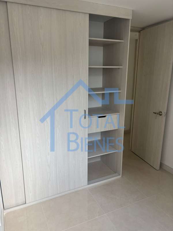 Foto 13 de 15 — Apartamento en Maria Auxiliadora, Sabaneta