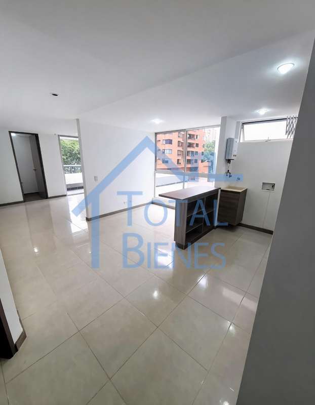 Foto 3 de 13 — Apartamento en La Aguacatala, Medellín