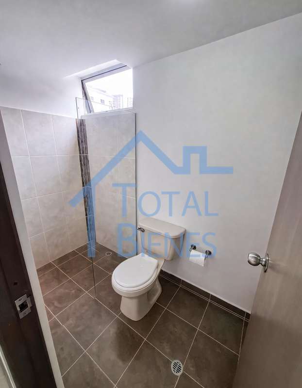 Foto 10 de 13 — Apartamento en La Aguacatala, Medellín