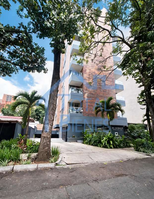 Apartamento en Arriendo en La Aguacatala, Medellín