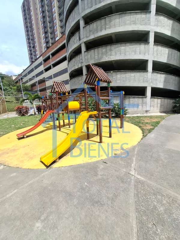 Foto 3 de 26 — Apartamento en Viviendas del Sur, Itagüí