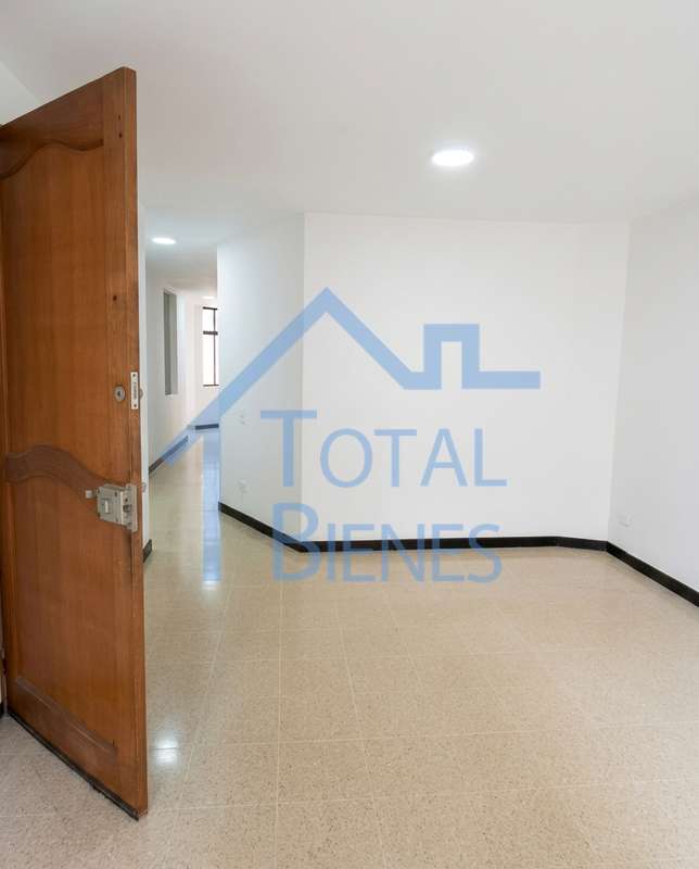 Foto 5 de 18 — Apartamento en La Castellana, Medellín