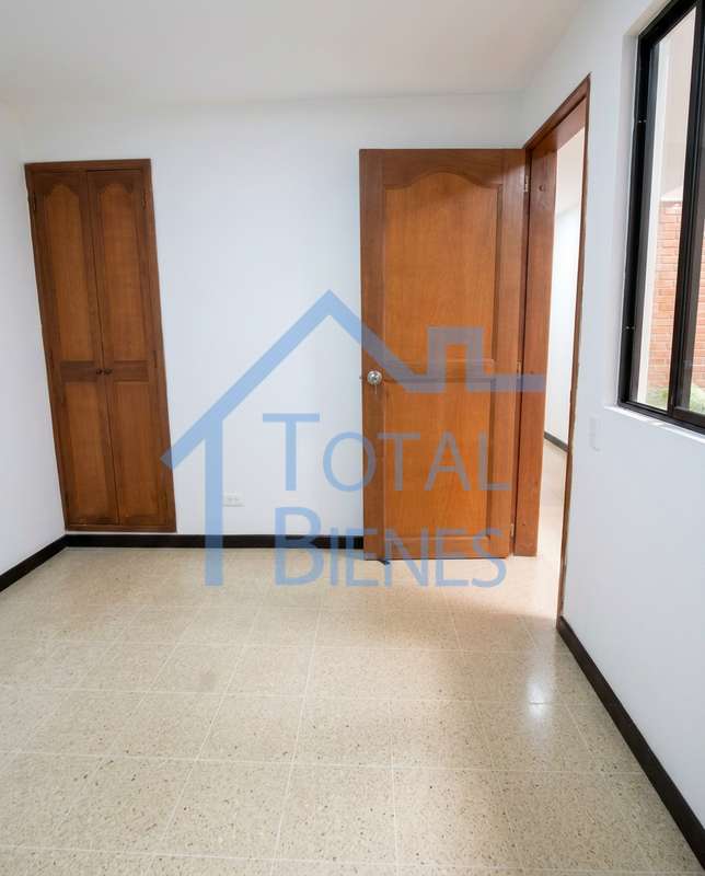Foto 15 de 18 — Apartamento en La Castellana, Medellín