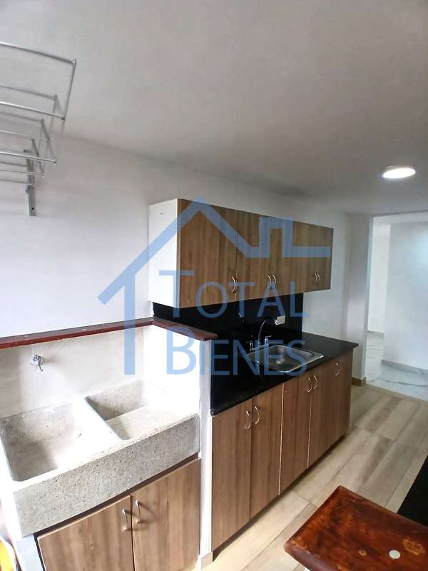 Foto 4 de 27 — Apartamento en Poblado Castropol, Medellín