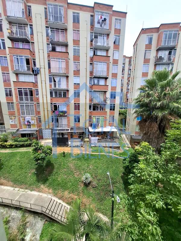 Apartamento en Arriendo en La Aurora, Medellín