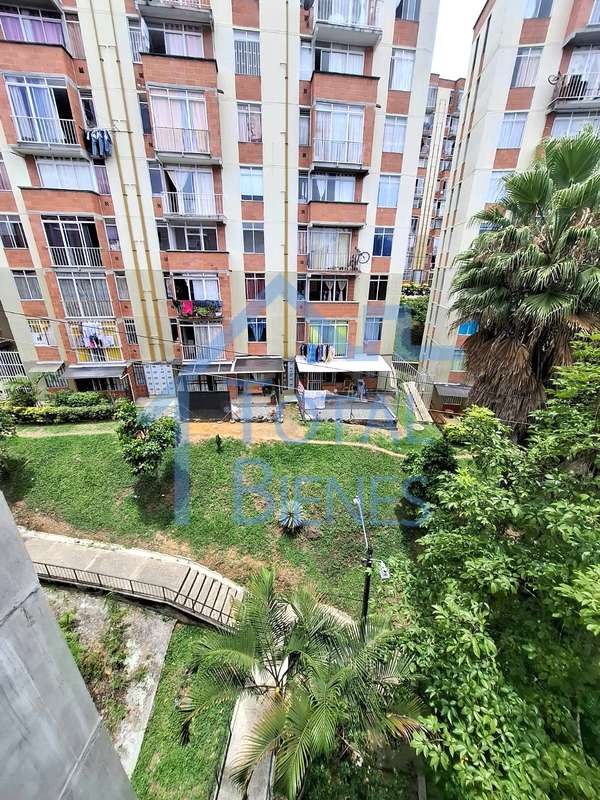 Foto 2 de 24 — Apartamento en La Aurora, Medellín