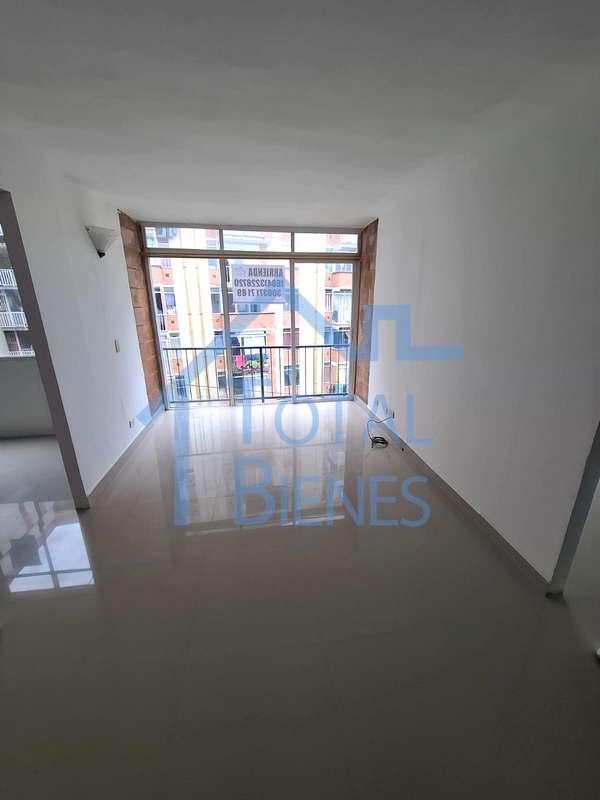 Foto 9 de 24 — Apartamento en La Aurora, Medellín
