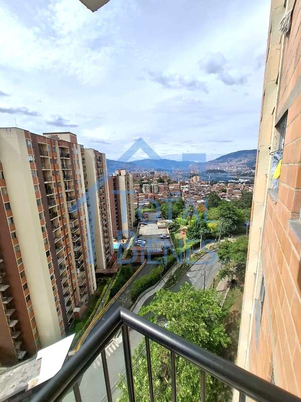 Foto 2 de 30 — Apartamento en Rodeo Alto, Medellín