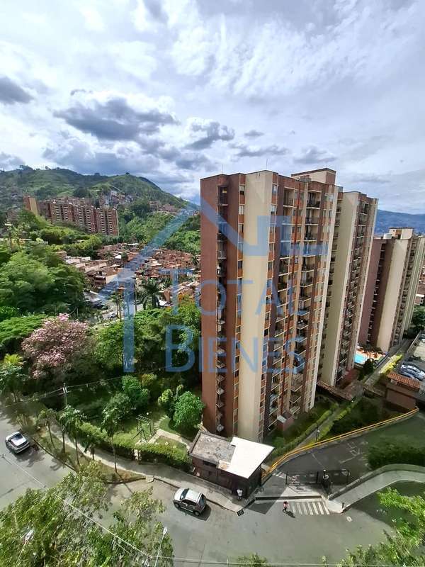 Foto 4 de 30 — Apartamento en Rodeo Alto, Medellín