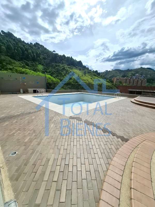 Foto 10 de 30 — Apartamento en Rodeo Alto, Medellín