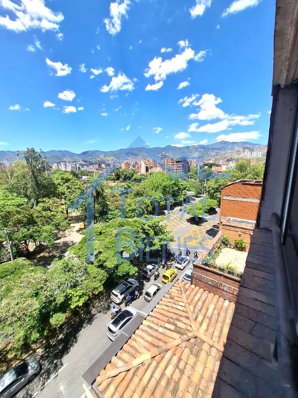 Foto 4 de 30 — Apartamento en Estadio, Medellín