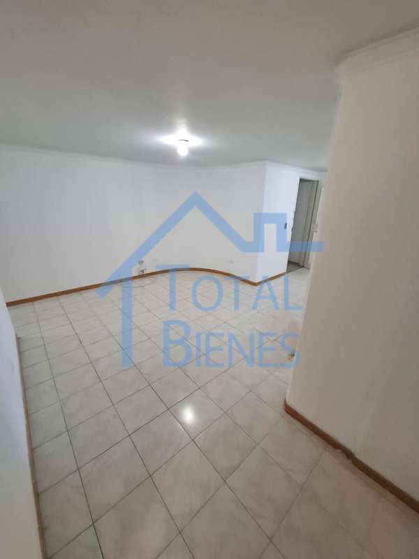 Foto 14 de 30 — Apartamento en Estadio, Medellín