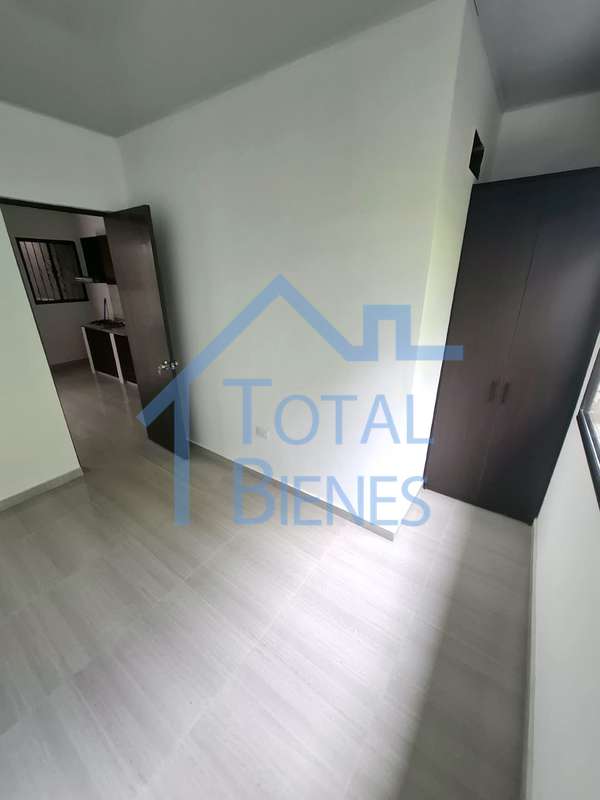 Foto 10 de 16 — Apartamento en La Castellana, Medellín