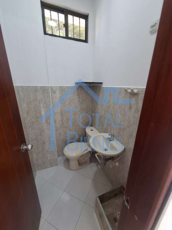 Foto 8 de 8 — Local en San Bernardo, Medellín