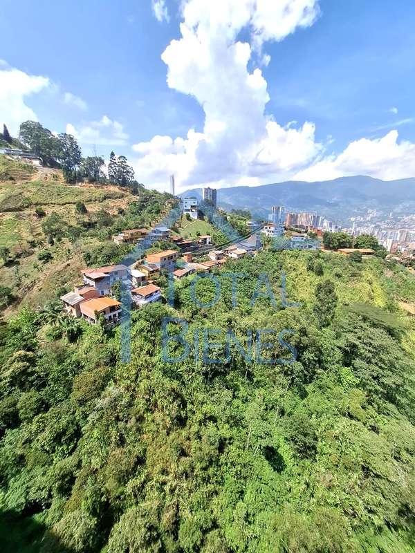 Foto 3 de 28 — Apartamento en Maria Auxiliadora, Sabaneta