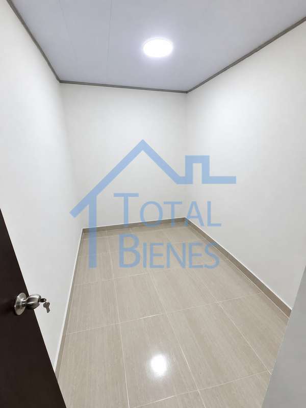Foto 8 de 10 — Apartamento en La Castellana, Medellín