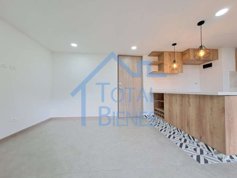 Foto 4 de 10 — Apartamento en Las Lomitas, Sabaneta