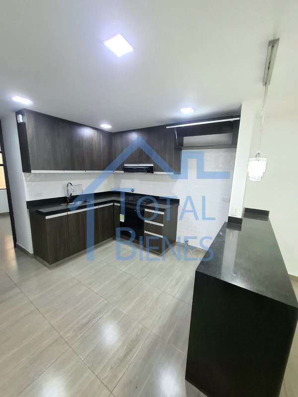 Foto 3 de 23 — Apartamento en Belen las Playas, Medellín