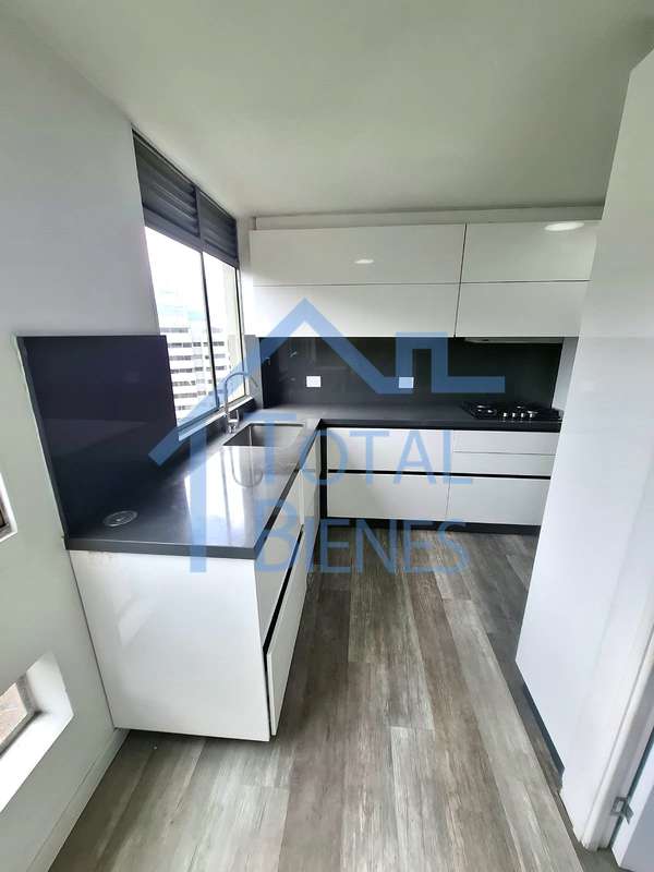 Foto 2 de 30 — Apartamento en Altos del Campestre, Medellín