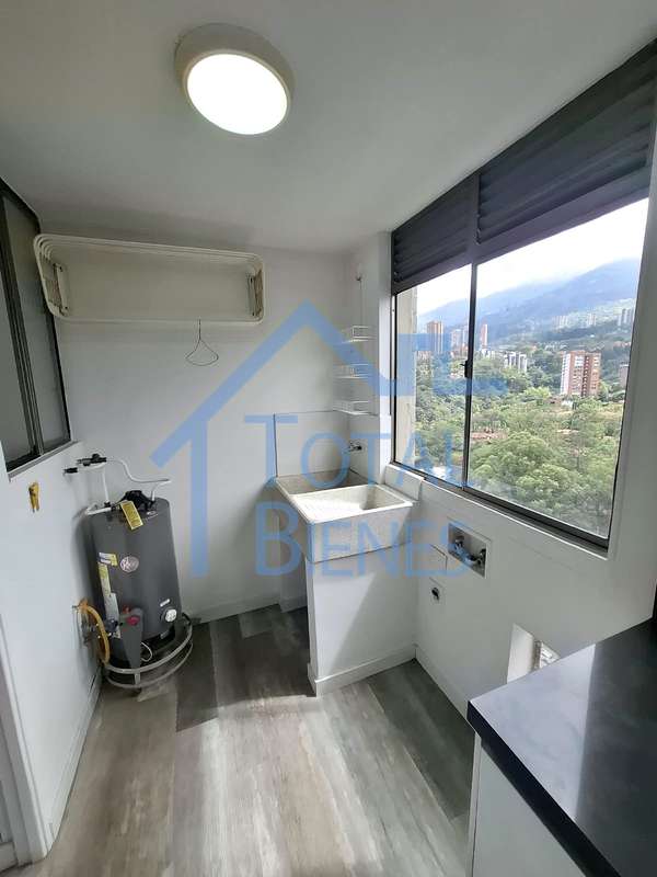 Foto 7 de 30 — Apartamento en Altos del Campestre, Medellín