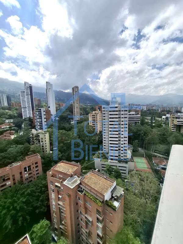 Foto 8 de 30 — Apartamento en Altos del Campestre, Medellín