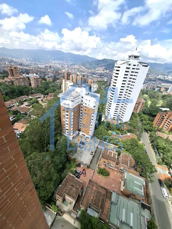 Foto 13 de 30 — Apartamento en Altos del Campestre, Medellín