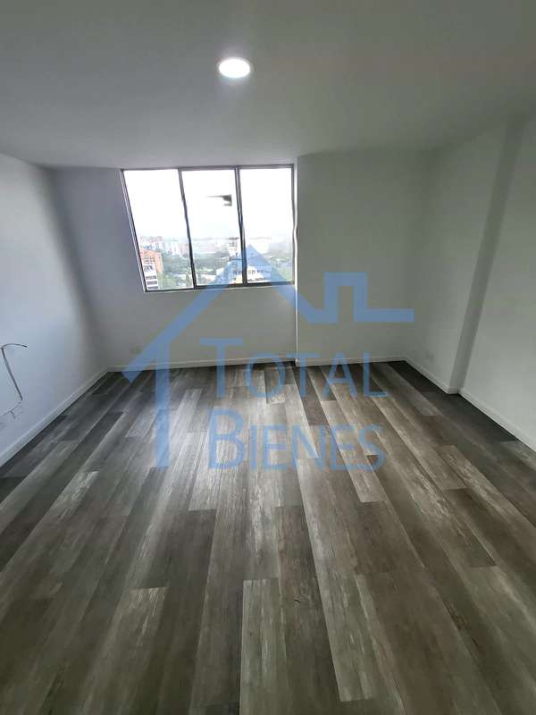 Foto 17 de 30 — Apartamento en Altos del Campestre, Medellín