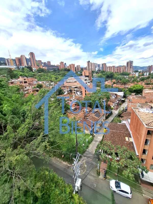 Foto 3 de 22 — Apartaestudio en Poblado Loma de los Parra, Medellín