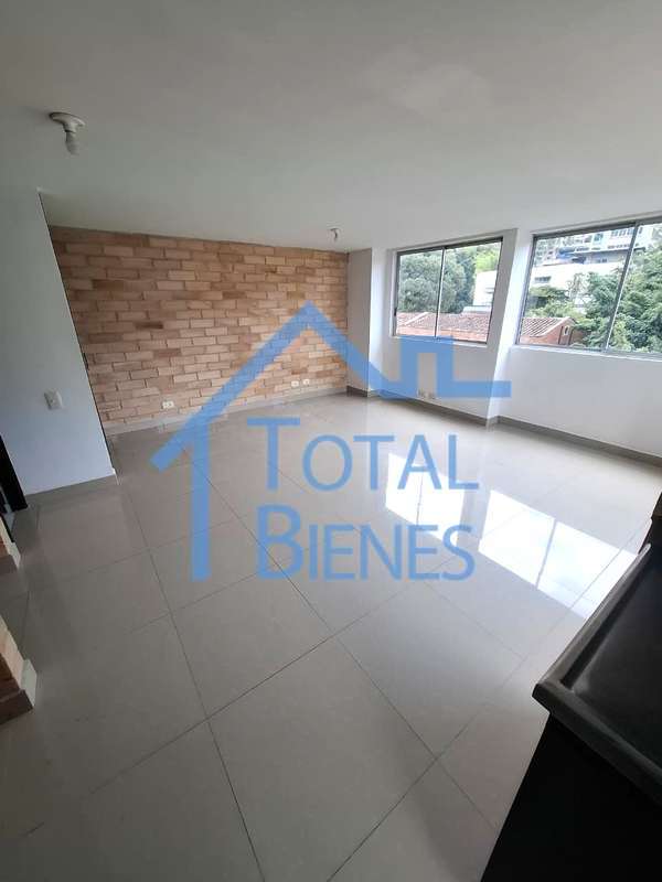 Foto 7 de 22 — Apartaestudio en Poblado Loma de los Parra, Medellín