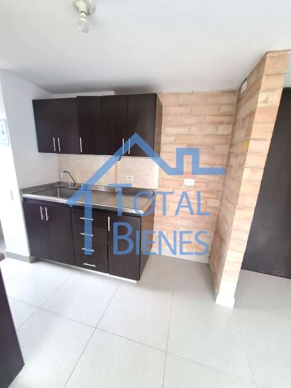 Foto 15 de 22 — Apartaestudio en Poblado Loma de los Parra, Medellín