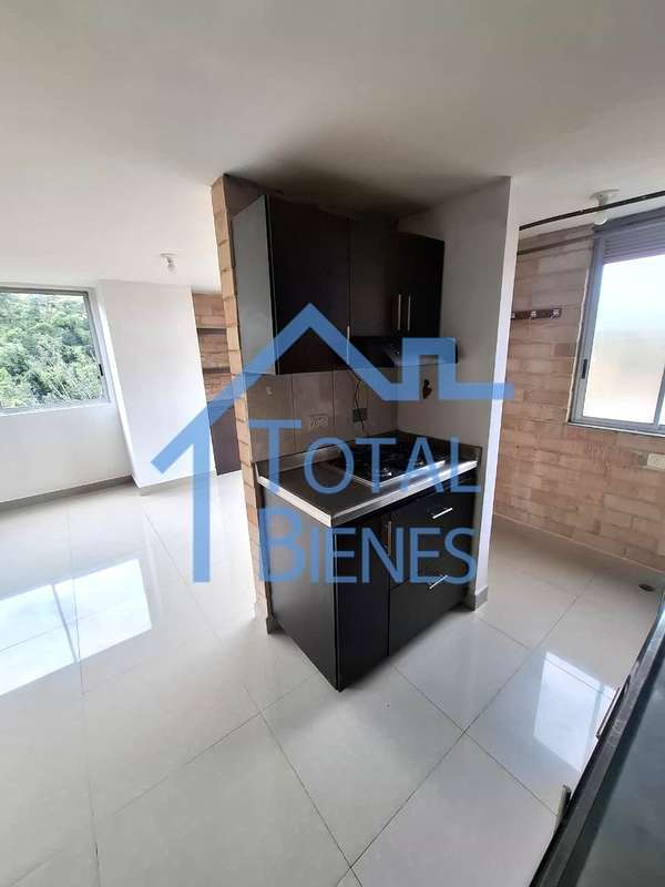 Foto 16 de 22 — Apartaestudio en Poblado Loma de los Parra, Medellín