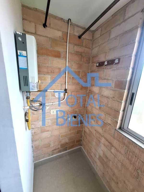 Foto 18 de 22 — Apartaestudio en Poblado Loma de los Parra, Medellín