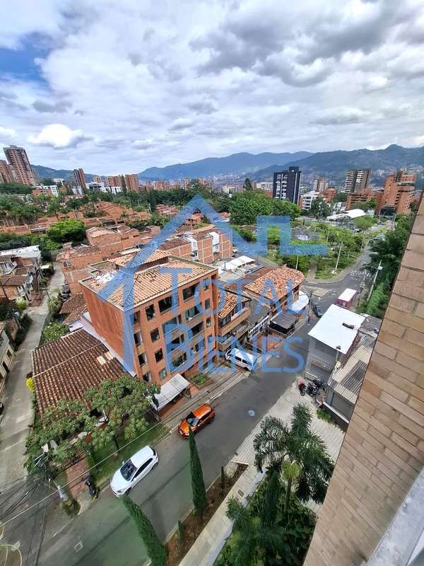 Foto 20 de 22 — Apartaestudio en Poblado Loma de los Parra, Medellín