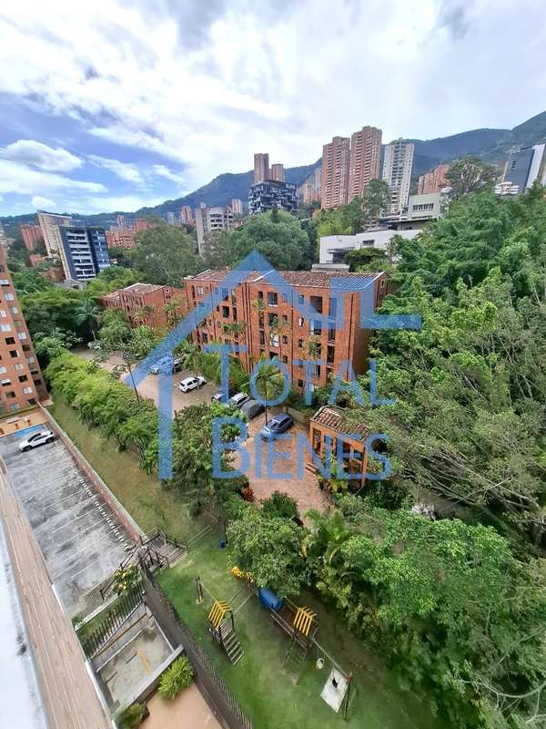 Foto 21 de 22 — Apartaestudio en Poblado Loma de los Parra, Medellín