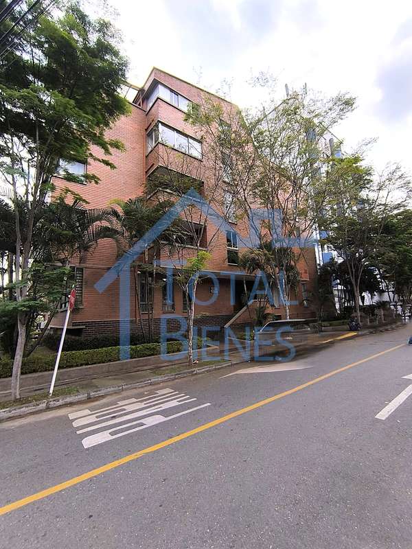 Foto 1 de 14 — Apartaestudio en Santa Lucia, Medellín