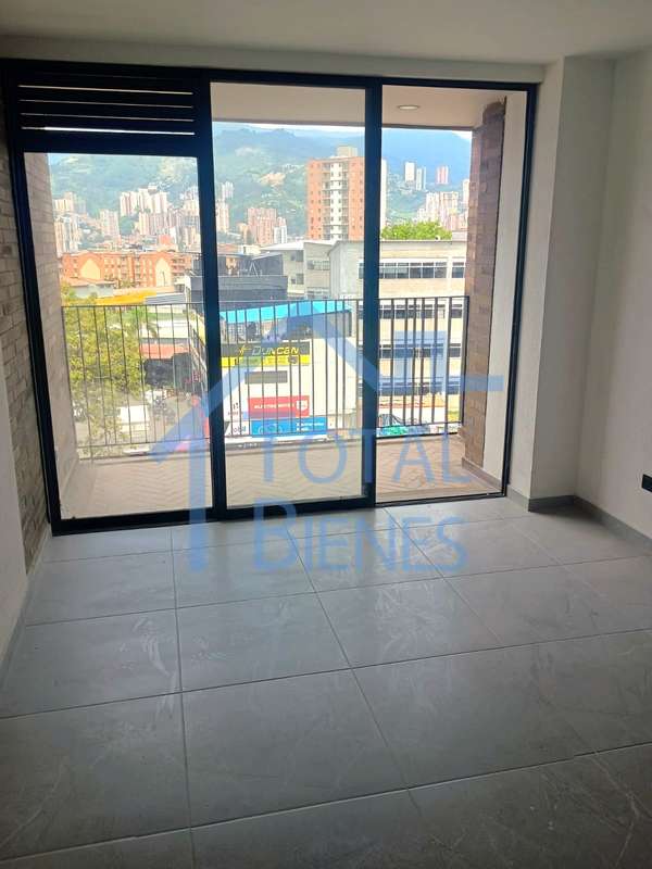 Foto 5 de 18 — Apartamento en Barrio San Isidro, Itagüí