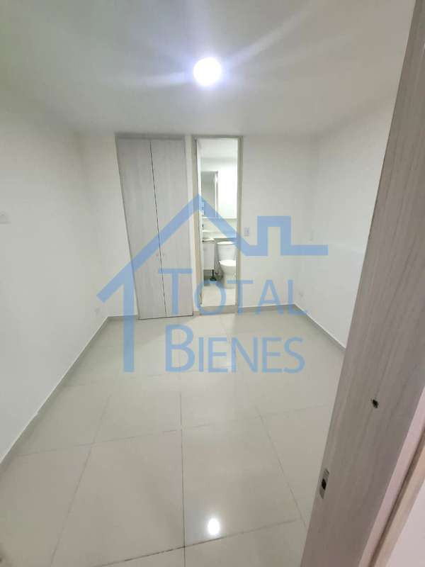 Foto 10 de 19 — Apartamento en San Bernardo, Medellín