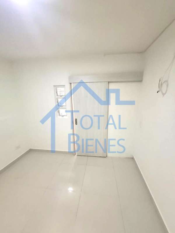 Foto 11 de 19 — Apartamento en San Bernardo, Medellín