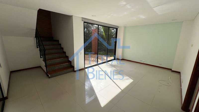Foto 20 de 28 — Casa en Los Benedictinos, Envigado
